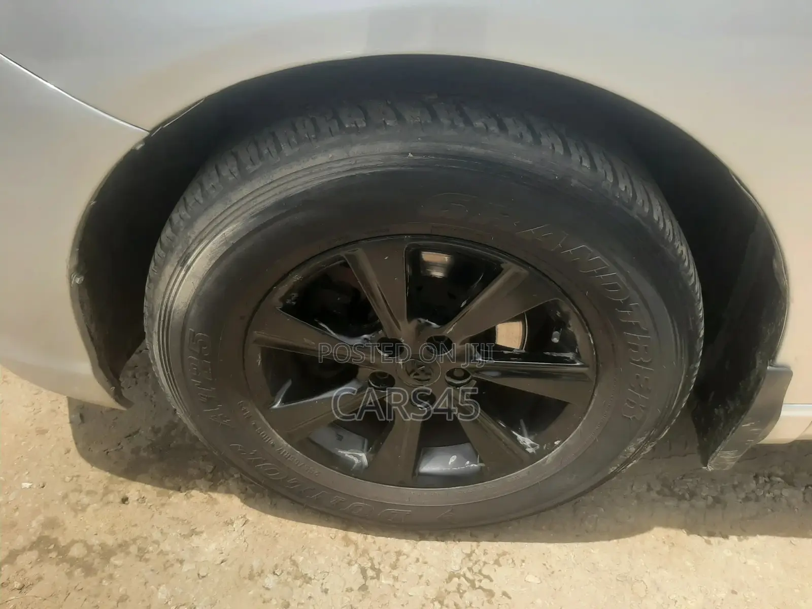 Toyota Venza 2010 Silver