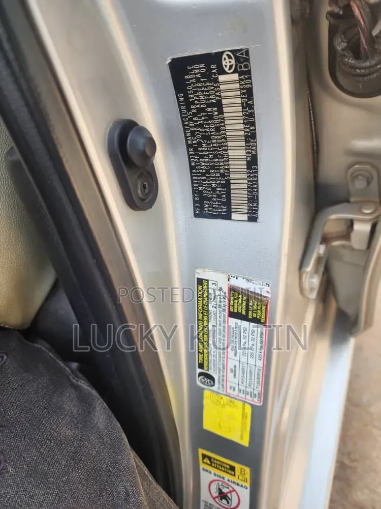 Toyota Corolla 2015 Silver