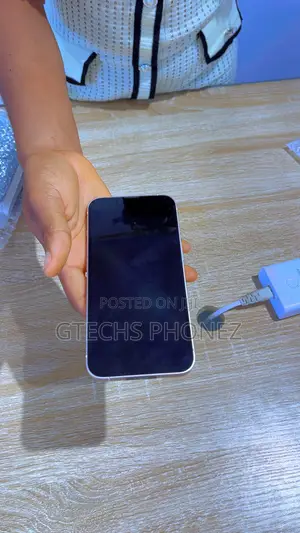 Apple iPhone 13 128 GB Pink