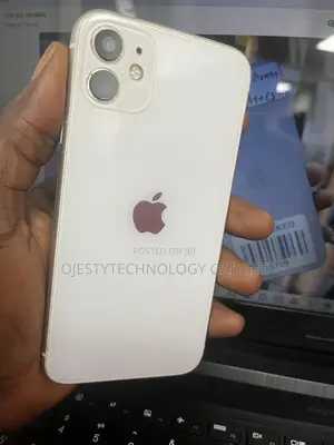 Apple iPhone 11 128 GB White