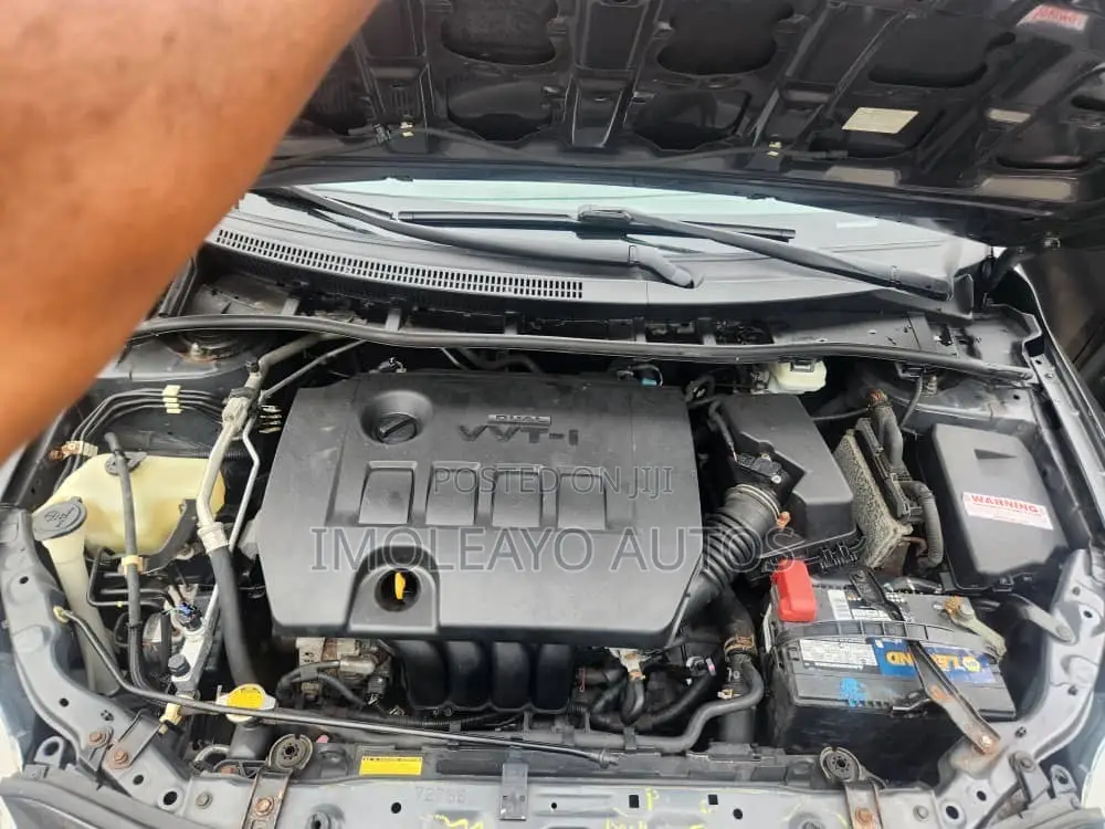 Toyota Corolla 2013 Gray
