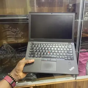 Laptop Lenovo ThinkPad X270 8GB Intel Core i5 SSD 256GB