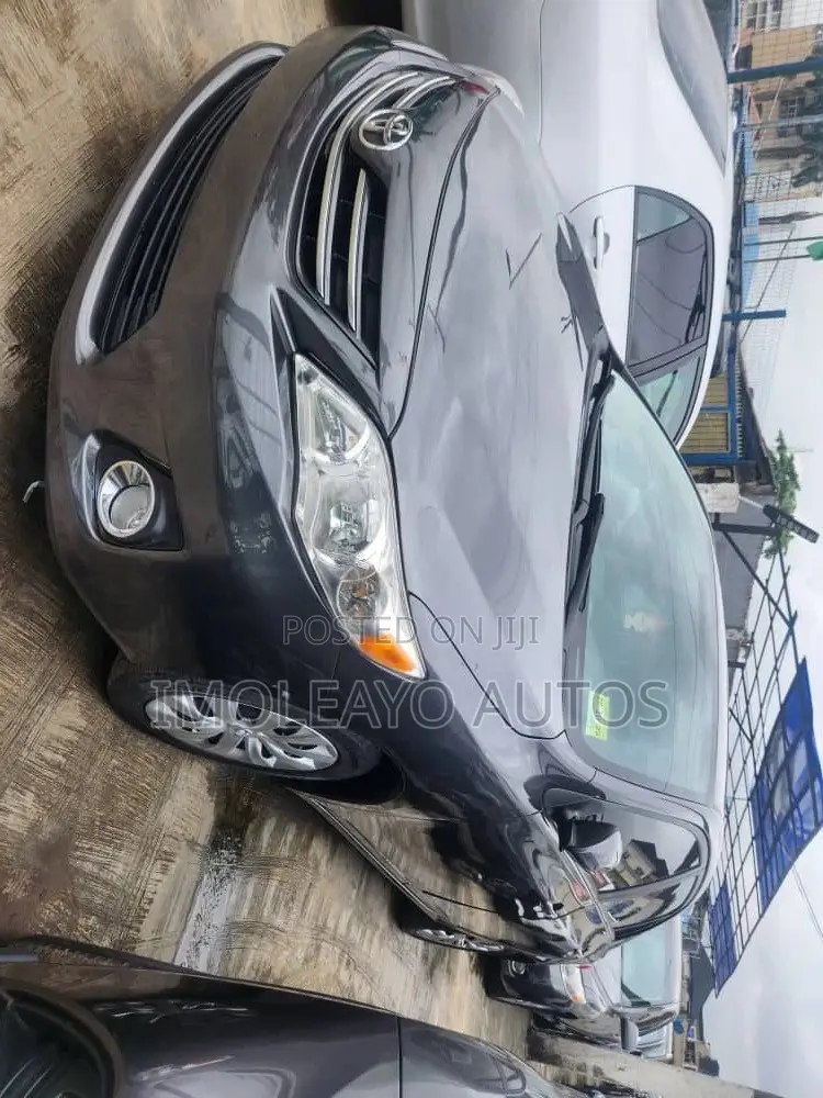 Toyota Corolla 2013 Gray