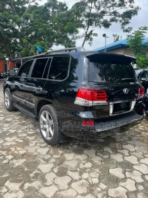Lexus LX 570 2012 Gray