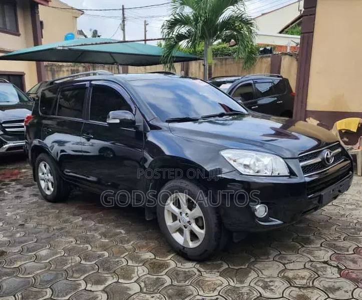 Toyota RAV4 2012 Black
