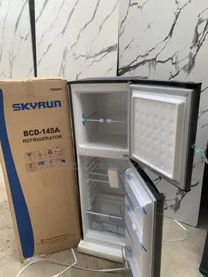 Skyrun 145L Refrigerator for Storing Daily Food Essentials