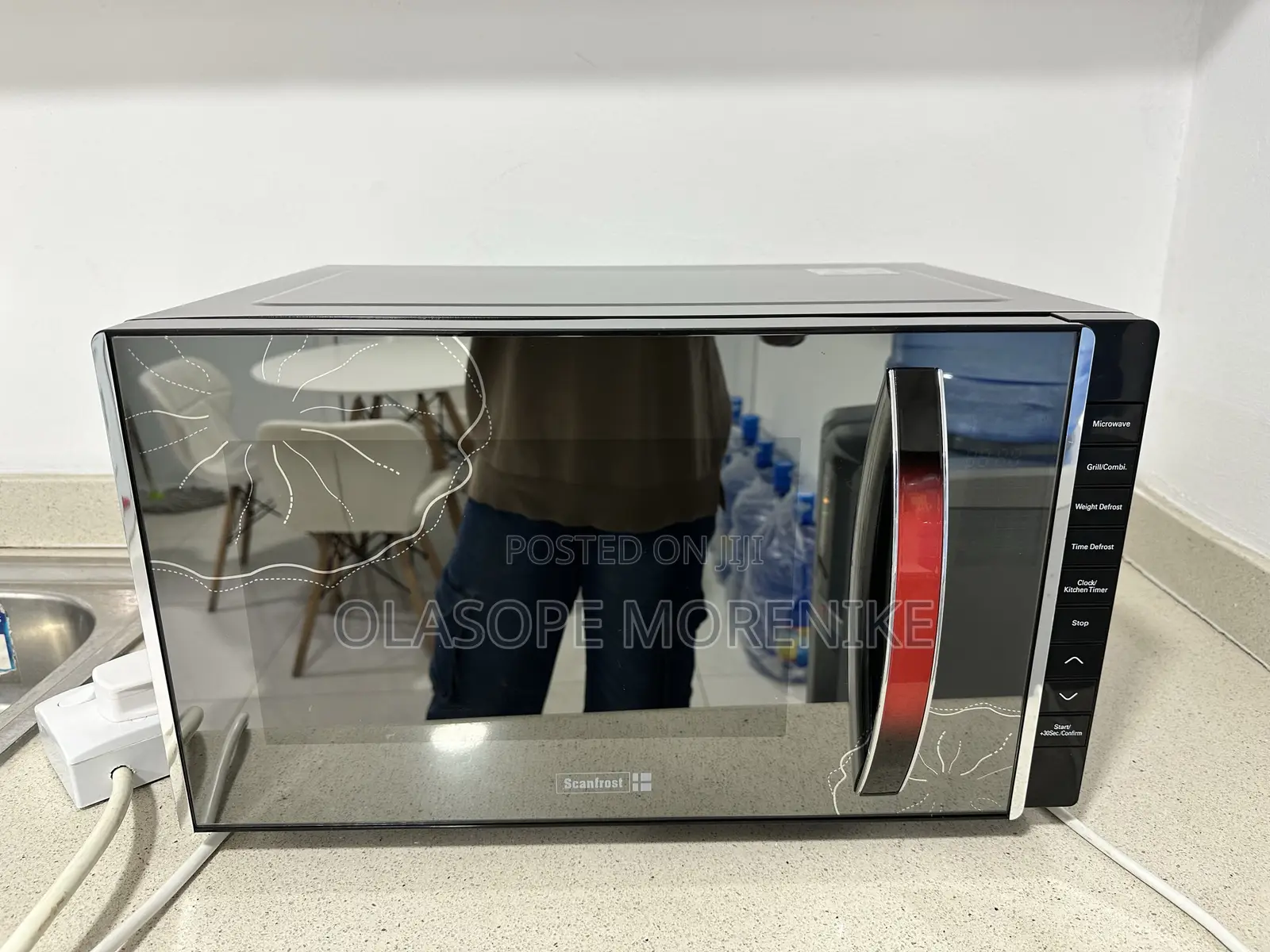 Scanfrost 23L Microwave Oven With Grill