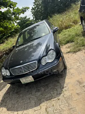 Mercedes-Benz C240 2006 Gray