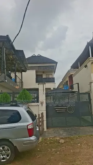 4bdrm Duplex in Obafemi-Owode for sale