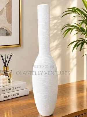 Elegant Textured Vase