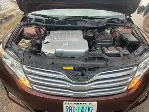 Toyota Venza 2010 Brown