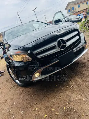 Mercedes-Benz GLA 250 2015 Black