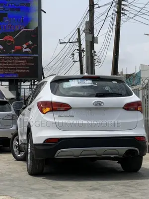 Hyundai Santa Fe 2015 White