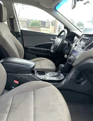 Hyundai Santa Fe 2015 White