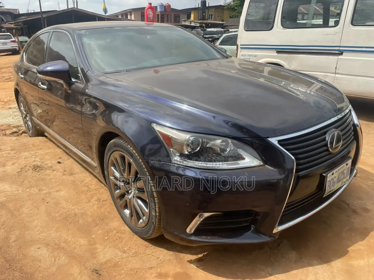Lexus LS 460 AWD 2017 Blue
