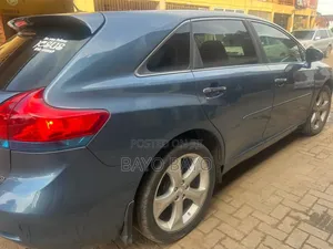 Toyota Venza V6 2011 Silver