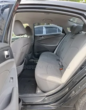 Hyundai Sonata GLS Sedan FWD (2.4L 4cyl 6A) 2013 Black
