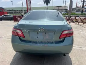 Toyota Camry 2.4 LE 2008 Green