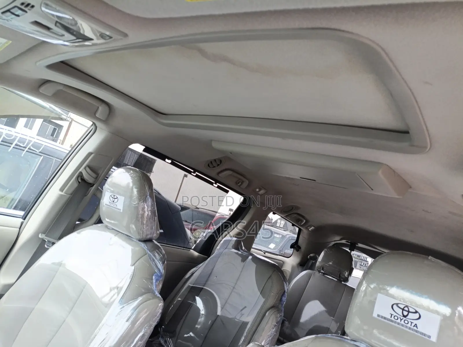 Toyota Sienna 2011 Silver