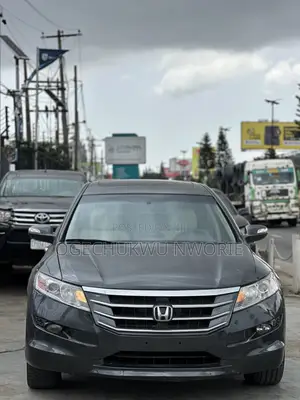 Honda Crosstour 2010 Gray