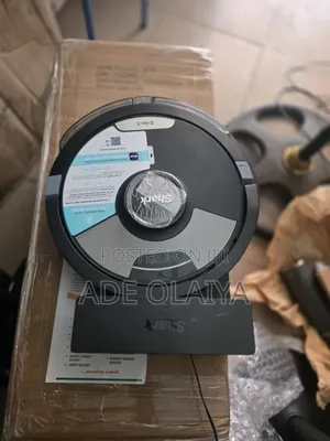 Shark Robot Vacuum Cleaner & Mop (Brand New)
