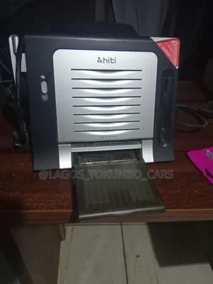 HITI S420 Passport Machine