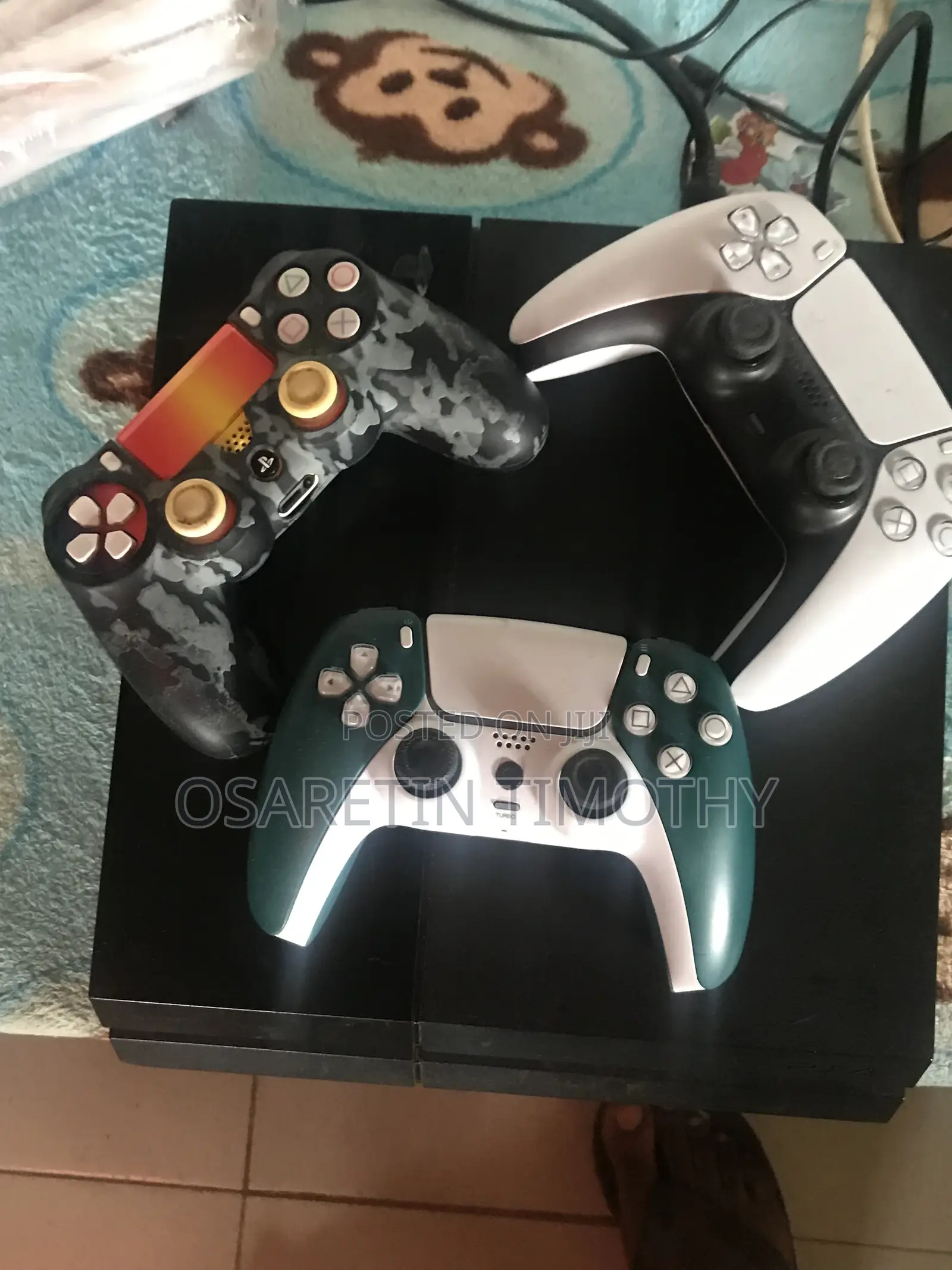 Play Station 4