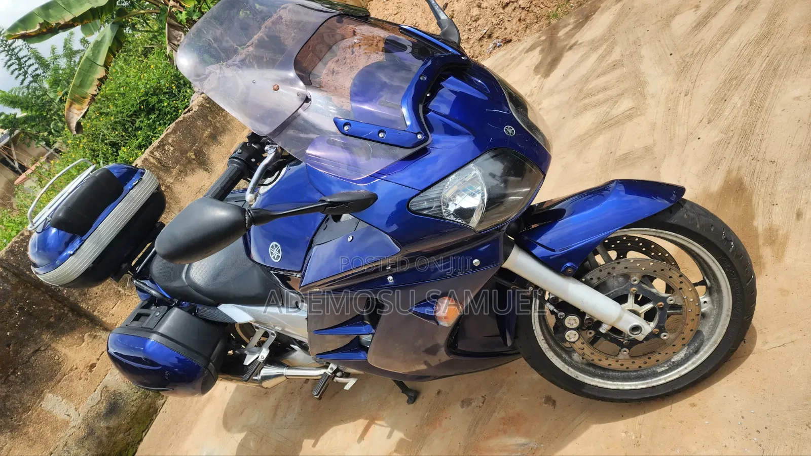 Yamaha 2010 Blue