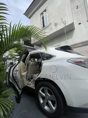 Lexus RX 2010 White
