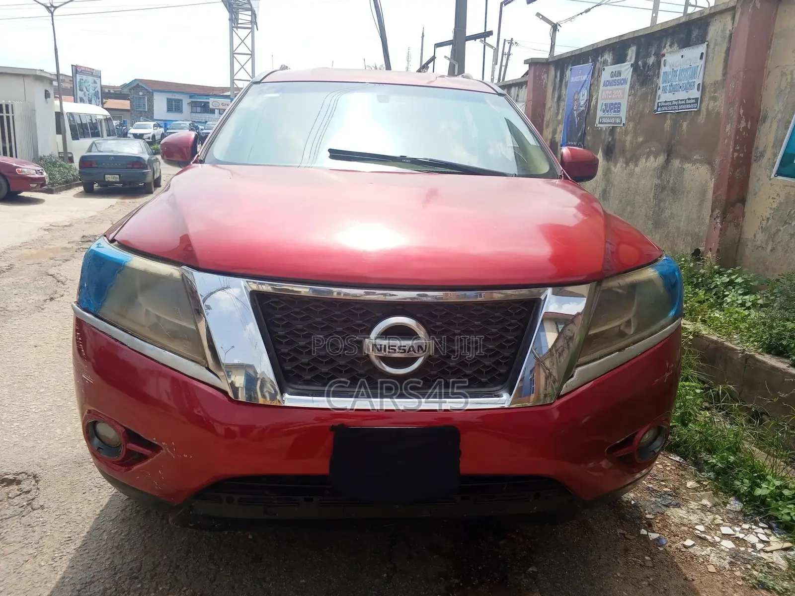 Nissan Pathfinder 2014 Red