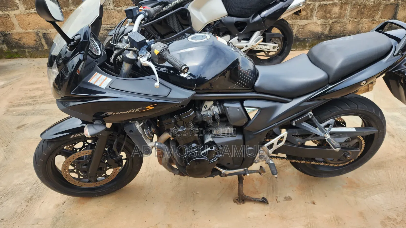 Suzuki Bandit 2012 Black