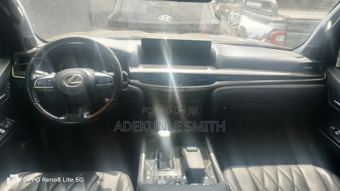 Lexus LX 2018 Black