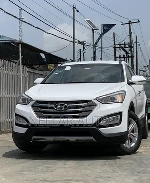 Hyundai Santa Fe 2015 White