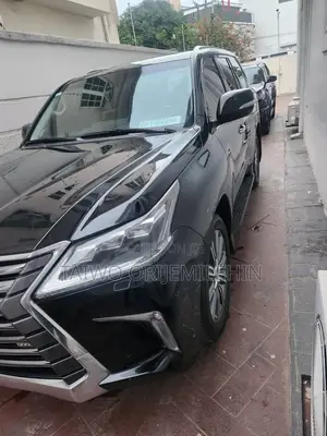 Lexus LX 570 (5 seats) AWD 2016 Black