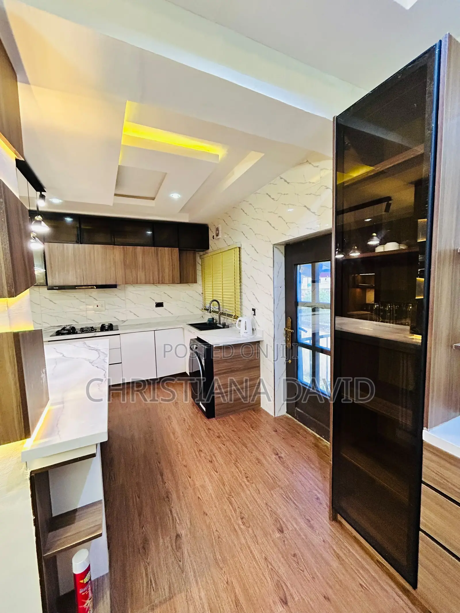 4Bedroom Duplex With Snooker & Swimming Pool.