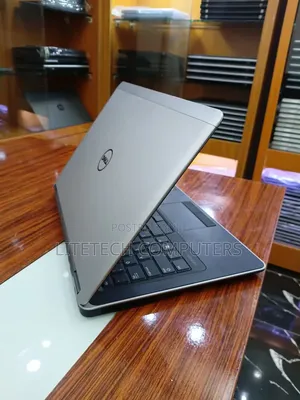 Laptop Dell Latitude E7440 8GB Intel Core i7 HDD 500GB