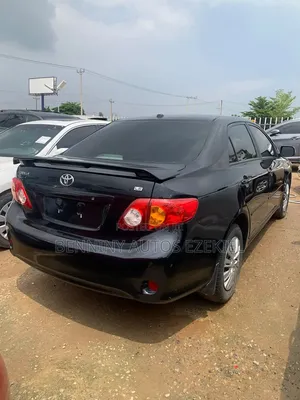 Toyota Corolla LE 4dr Sedan (1.8L 4cyl 4A) 2010 Black
