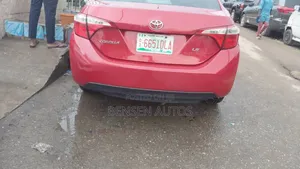 Toyota Corolla 2014 Red