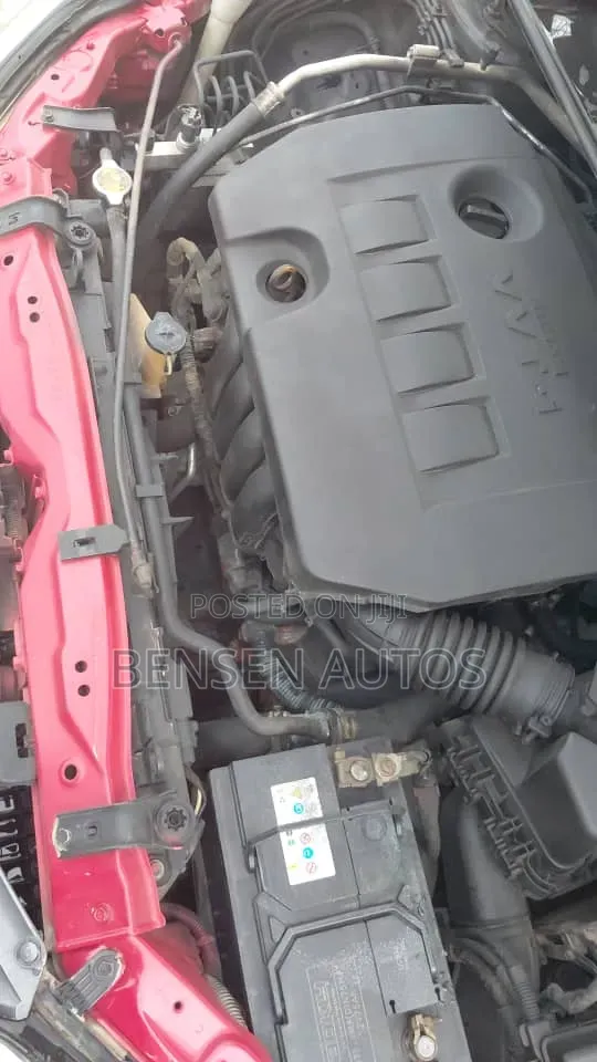 Toyota Corolla 2014 Red