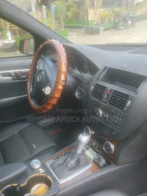 Mercedes-Benz C300 2009 Black