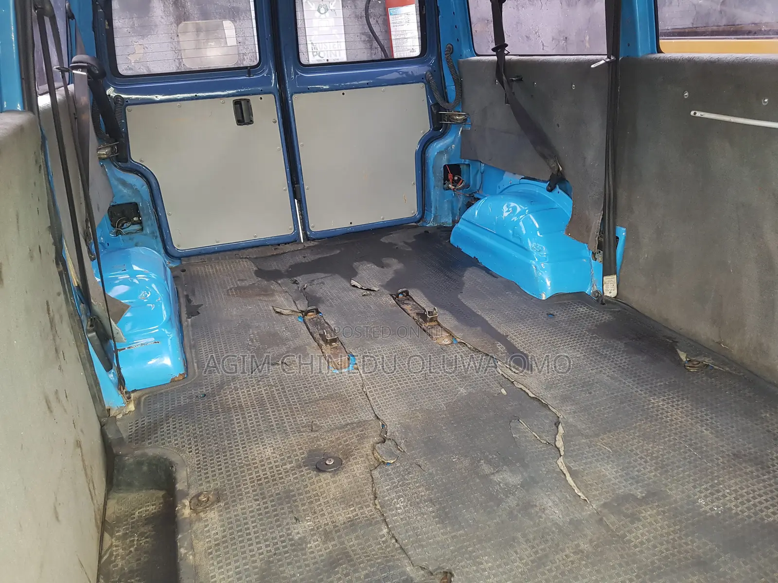 Volkswagen Transporter 2005 Blue