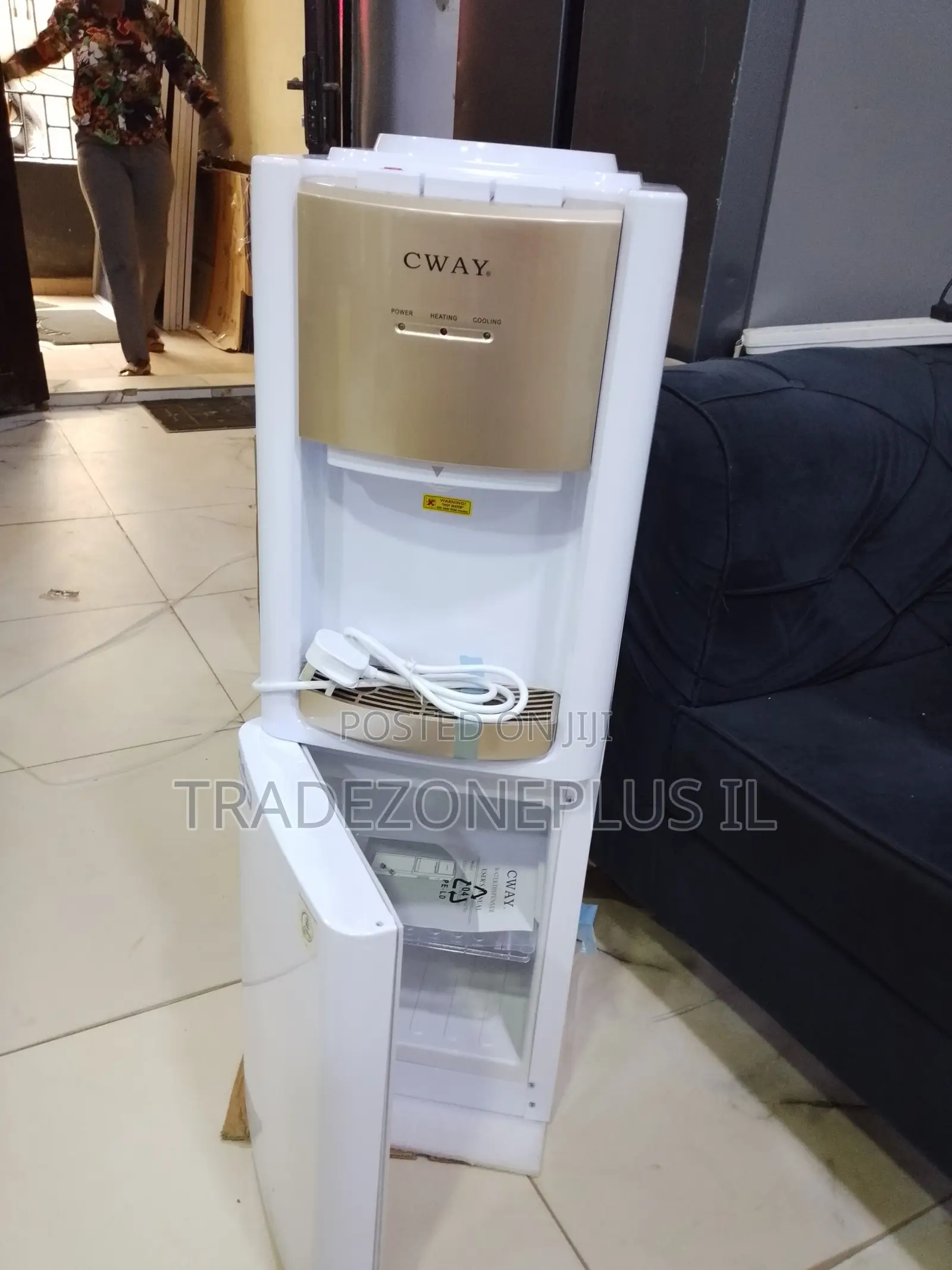 A Cway 3C Dispenser for Your Workplace