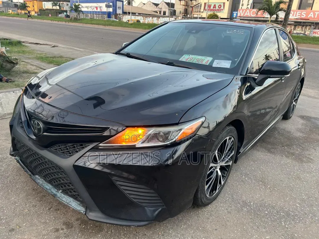 Toyota Camry 2019 Black