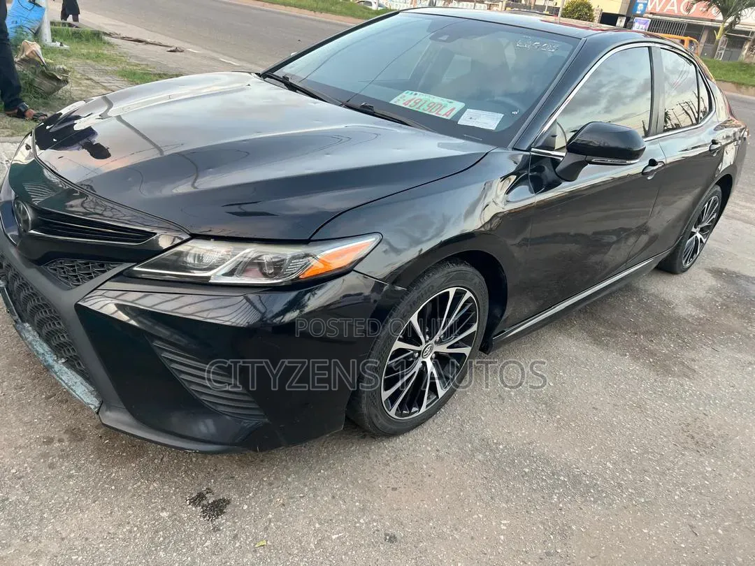 Toyota Camry 2019 Black