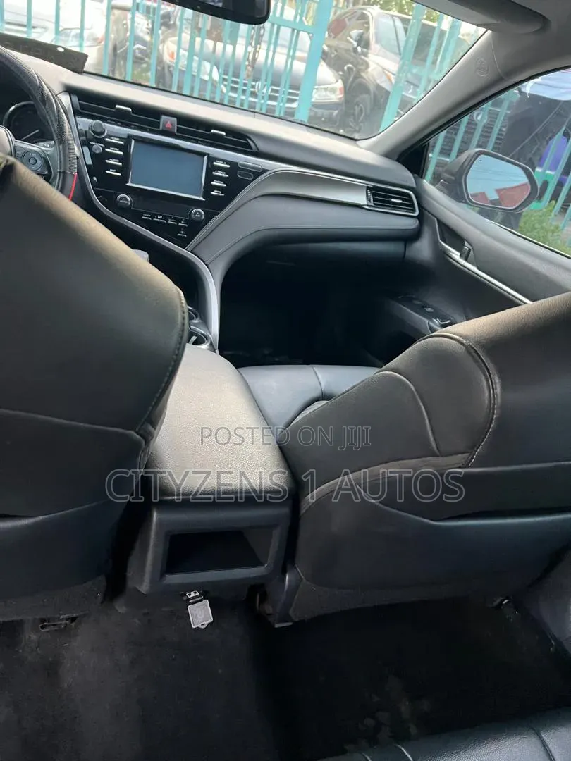 Toyota Camry 2019 Black