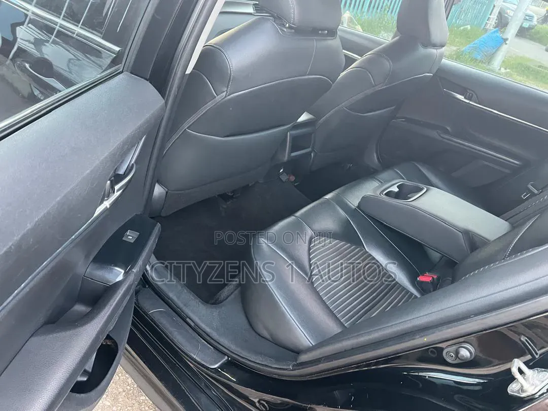 Toyota Camry 2019 Black