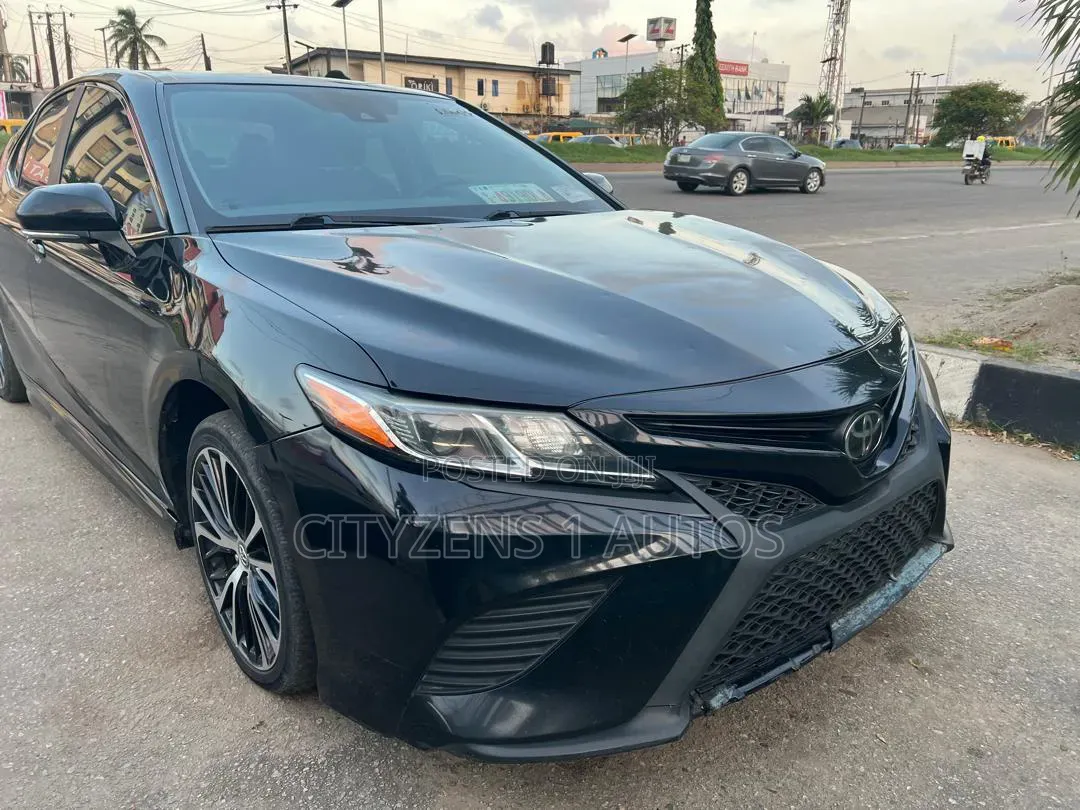 Toyota Camry 2019 Black