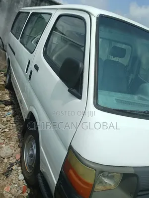 Toyota HiAce 1998 White