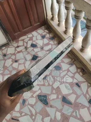 PS4 Slim With Pad