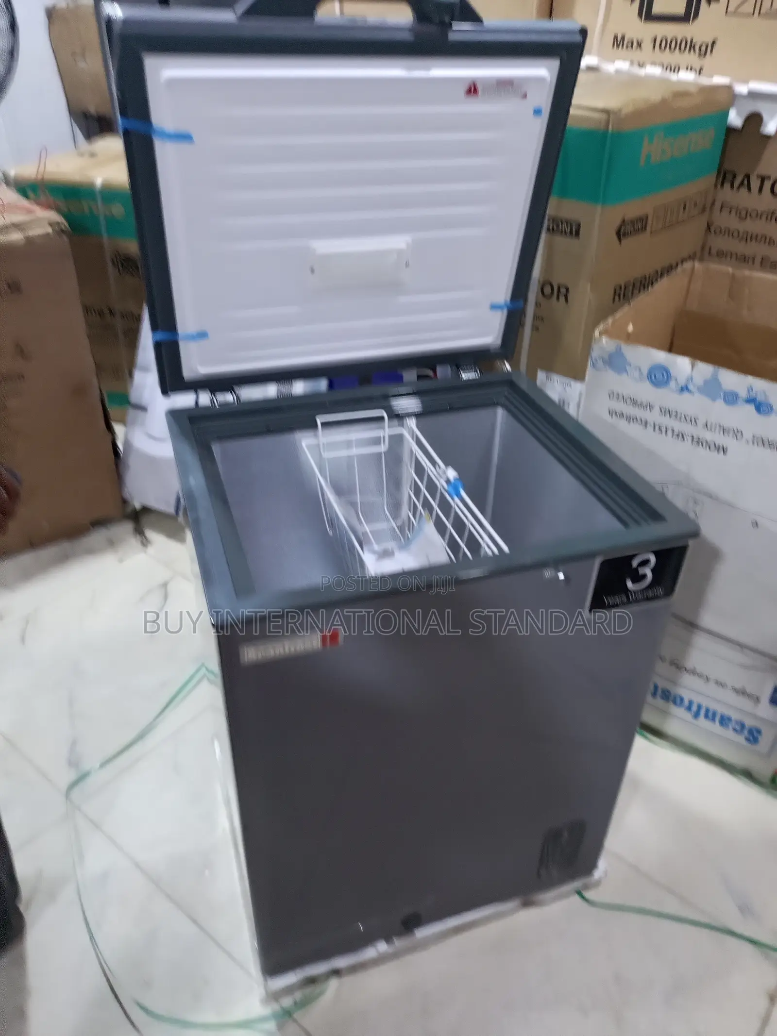 SCANFROST 134L Chest Freezer for Kitchen Stock Organisation
